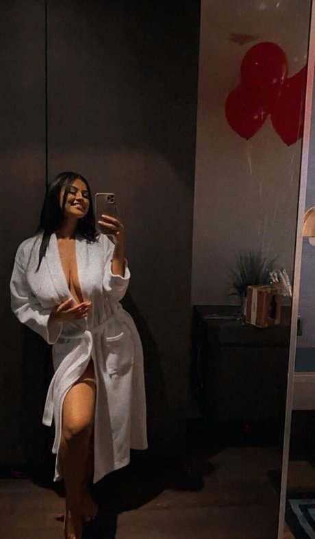 Lucero Crystal ポルノスター 可愛い 画像