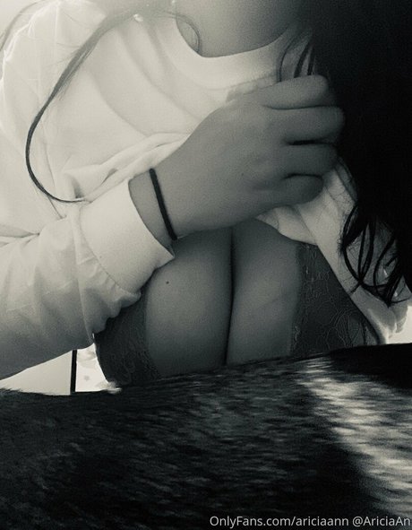 Aricia Ann 高品質のポルノスター 写真