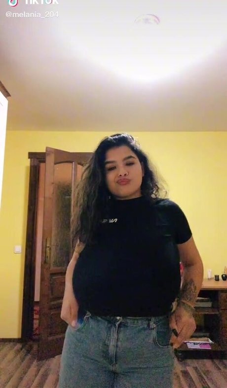 足 熟女 オンリーファンズ 無料ポルノ 写真