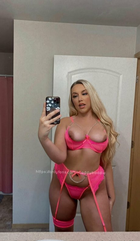 maddybaddie 完璧なモデル 写真