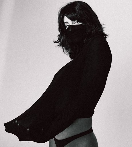 パイズリ オンリーファンズ ポルノグラフィック ギャラリー