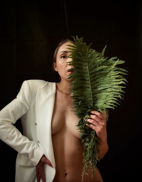 iryna sun_ HDスター 写真