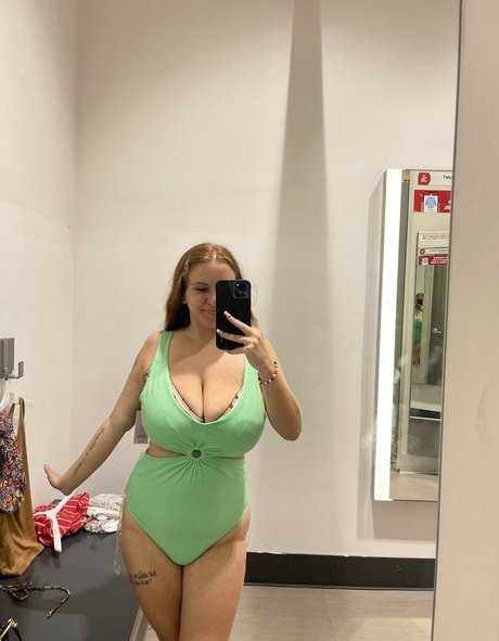 arianna perez xxxモデル 写真