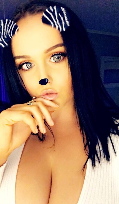 Tayla Cooper 高品質のポルノスター ギャラリー