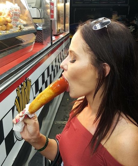 Katherine Lameree セックスモデル 写真