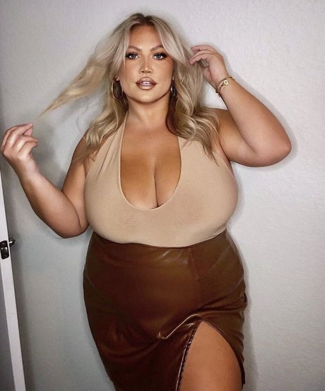 熟女オナニーオンリーファンズ 無料ヌード ギャラリー