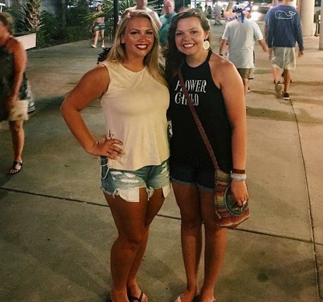 ランジェリーファックオンリーファンズ ポルノ 写真