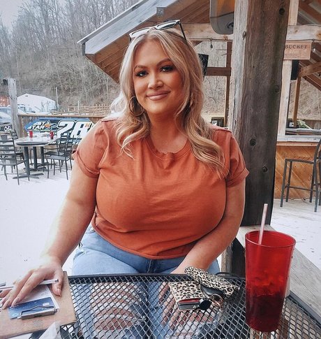 ジムガールズオンリーファンズ 無料xxx 画像