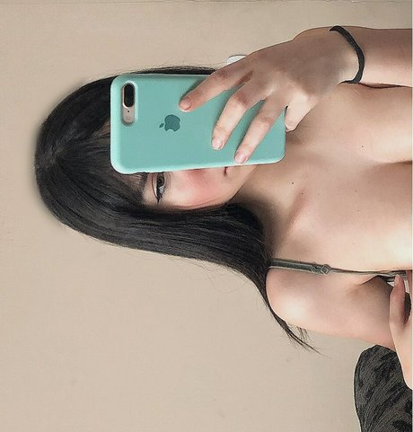 Leticia Meira 無料モデル 写真