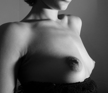 マッサージセラピストオンリーファンズ 無料ヌード アーカイブ