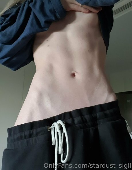 Stardust Sigil かわいいポルノスター ギャラリー
