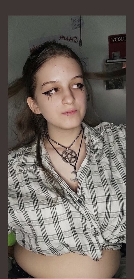 Xdeusa ポルノスター 写真