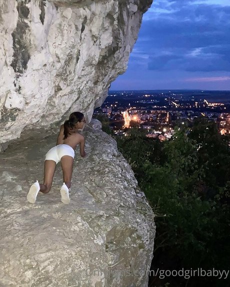 goodgirlbabyy ヌードモデル アーカイブ