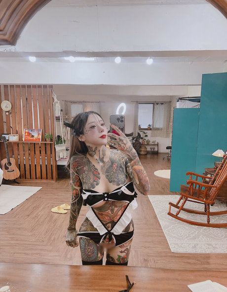 ボディビルダーヌードオンリーファンズ ホットxxx 画像