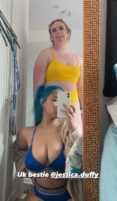 Ruthy Hannah Pearce トップスター 写真