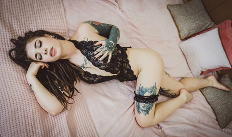 ゲイディルドオンリーファンズ 無料アダルト 写真