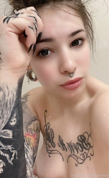 lovelychris 可愛い女優 写真