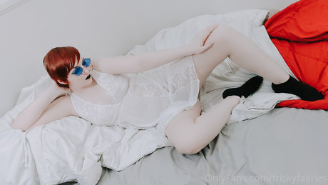 Willow Wraithright 裸の女優 ギャラリー