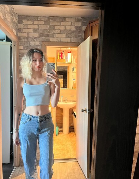 フィットネスベイビーオンリーファンズ ホットセクシー 写真