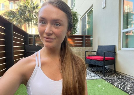 ティーンレズビアンオンリーファンズ 可愛い 画像