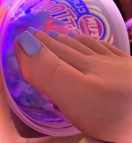 キティ・ミルフ・オンリーファンズ 無料ポルノ アーカイブ