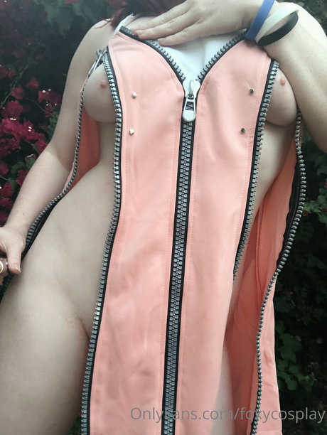 イギリスのおばあちゃんオンリーファンズ アートヌード ギャラリー