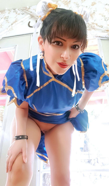 XOXO Darling セックスモデル 写真