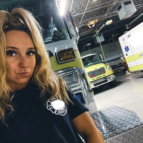 カップルのオンリーファンズ アートxxx 写真