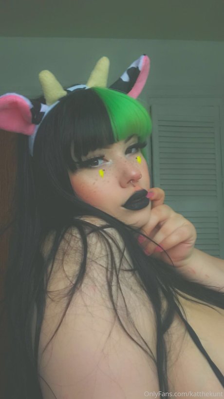 ニューハーフが男とセックスするオンリーファンズ えろた 写真