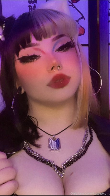 セクシーなブルネットのオンリーファンズ アートポルノ 写真