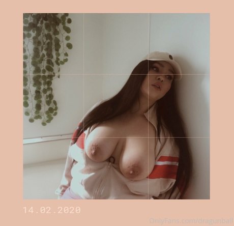 Dragunball ポルノスター ホット 写真