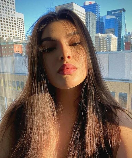 moneymang ヌード女優 写真