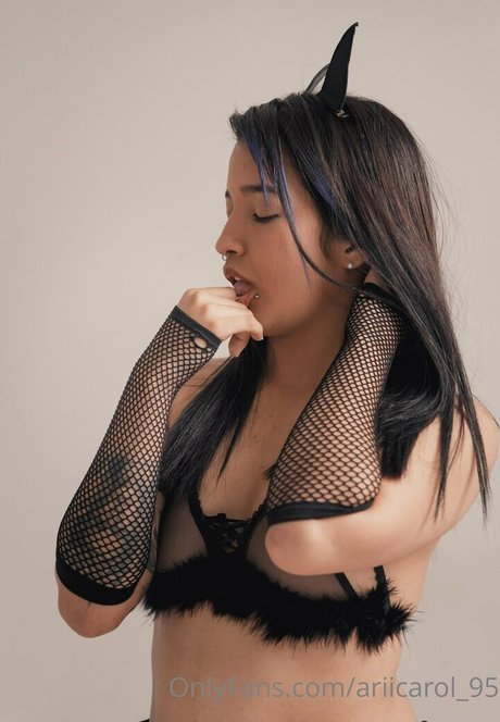 ダウンオンリーファン ホットヌード 写真