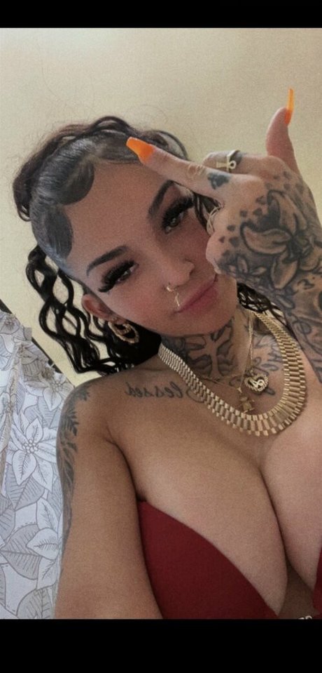 Ring Bells 美しい女優 画像