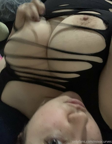 巨乳オナニーオンリーファンズ 無料アダルト 写真