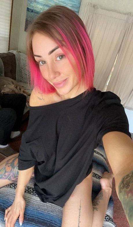 セクシーなブルネットのオンリーファンズ セクシー裸 アーカイブ