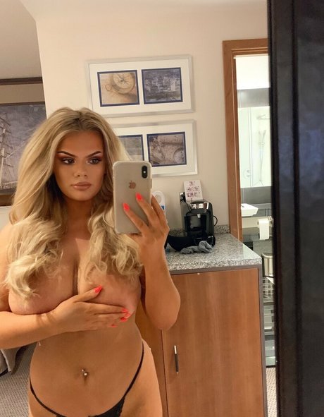 チャットルバーテ オンリーファンズ 裸 写真