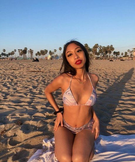 Zel3ya ヌード女優 画像