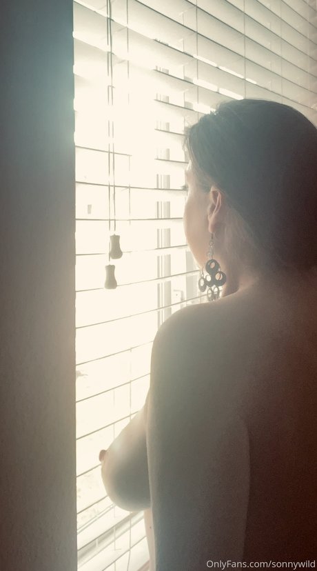 Sonny Wild 素敵なモデル ギャラリー