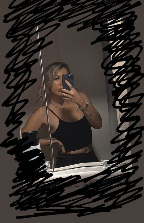 アラブの太ったオンリーファンズ ヌード ギャラリー