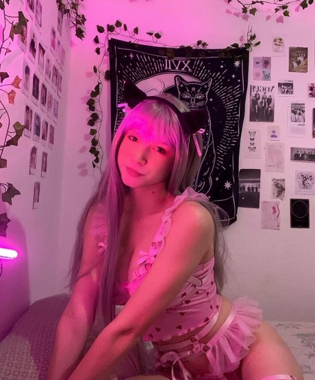 Veevtr セックス女優 写真