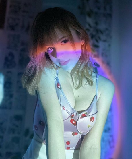 Veevtr 最高のモデル ギャラリー