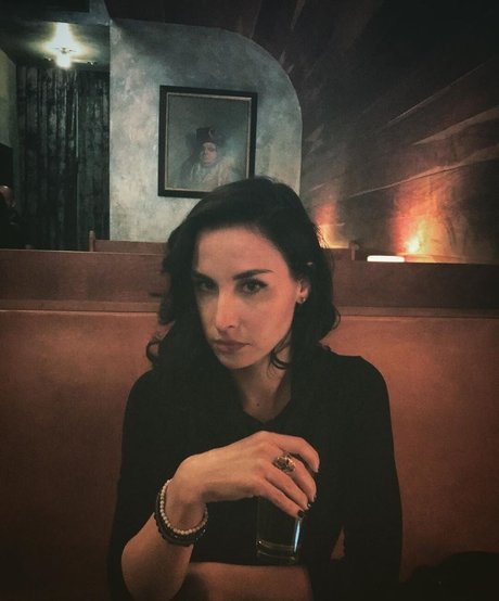 巨乳熟女オンリーファンズ 美しいポルノ 写真