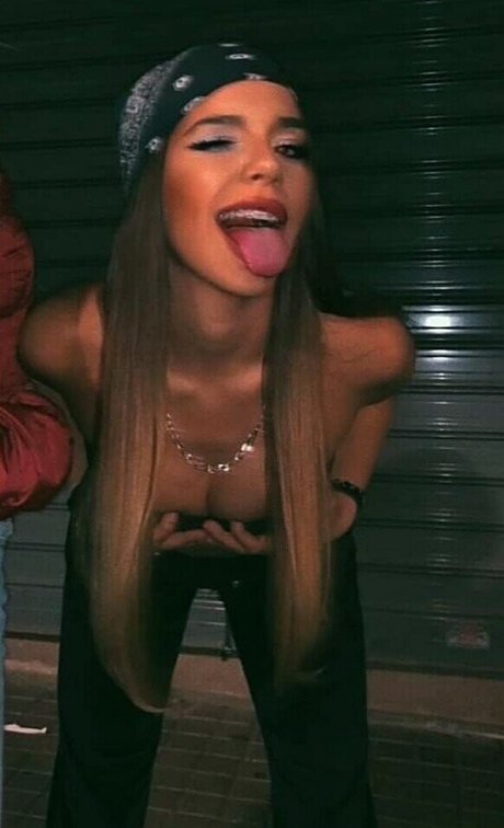 Katerinaamis ポルノスター 裸 ギャラリー