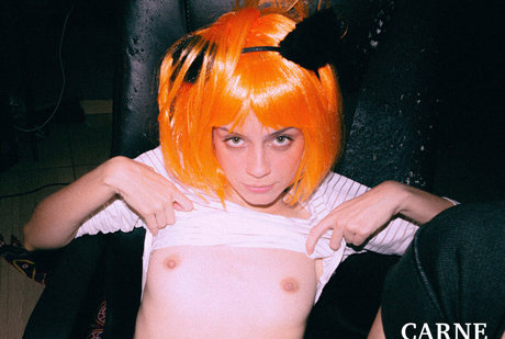 Melantha ポルノスター エロティック 画像