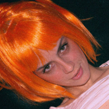 年配の熟女オンリーファンズ アート裸 アーカイブ