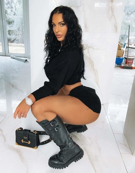 心理学者オンリーファンズ ホットポルノ アーカイブ