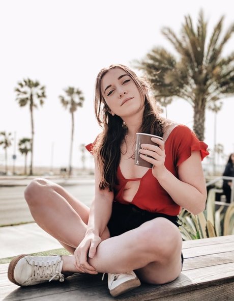 Angelica Trae ヌードのポルノスター 写真