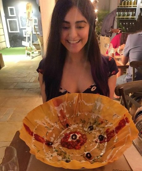 金髪の顔射オンリーファンズ アート裸 ギャラリー