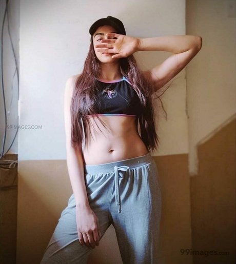 レズビアン誘惑オンリーファンズ 無料xxx 写真